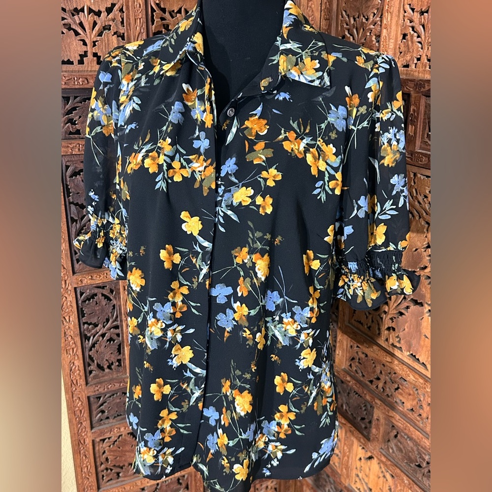 CeCe Black Button Down Shirt with Yellow and Blue Floral Pattern